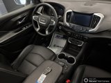 Used 2024 GMC Terrain SLT w/ Infotainment Package II image 2