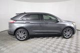 Used 2020 Ford Edge Titanium image 4