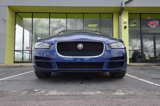 Used 2017 Jaguar XE Premium image 4