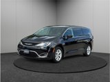 Used 2018 Chrysler Pacifica Touring Plus w/ Tire & Wheel Group image 4