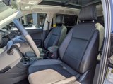 Used 2020 Volkswagen Tiguan SE w/ Panoramic Sunroof Package image 5