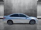 Used 2016 Toyota Camry SE image 4