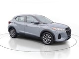 Used 2021 Nissan Kicks SV image 2