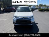 Used 2017 Mitsubishi Outlander ES image 2