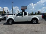 Used 2018 Nissan Frontier SV image 2