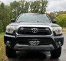 Used 2014 Toyota Tacoma 4x4 Double Cab w/ SR5 Package image 3