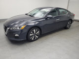 Used 2022 Nissan Altima 2.5 SV image 2