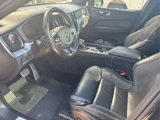 Used 2021 Volvo XC60 T5 R-Design image 4