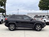 Used 2017 Jeep Cherokee Trailhawk w/ Comfort/Convenience Group image 3