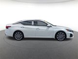 Used 2023 Nissan Altima 2.5 SL image 2