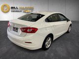 Used 2017 Chevrolet Cruze LT image 5