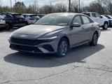Used 2024 Hyundai Elantra Blue image 3