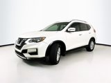 Used 2017 Nissan Rogue SV image 2