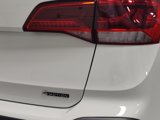 Used 2024 Volkswagen Taos SE w/ Panoramic Sunroof Package image 5