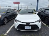 Used 2022 Toyota Corolla LE image 2