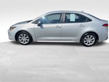 Used 2022 Toyota Corolla LE image 2