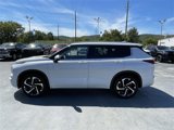 Used 2022 Mitsubishi Outlander SEL image 2