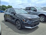 Used 2023 Kia Niro EX image 3