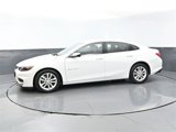 Used 2017 Chevrolet Malibu LT image 2