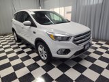 Used 2017 Ford Escape SE image 2