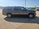 Used 2014 Chevrolet Suburban LTZ image 2