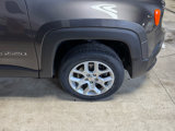 Used 2016 Jeep Renegade Latitude image 6