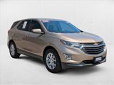 Used 2019 Chevrolet Equinox LT image 3