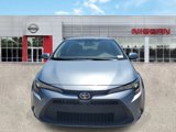 Used 2022 Toyota Corolla LE image 2