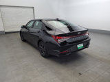 Used 2021 Hyundai Elantra SEL image 5