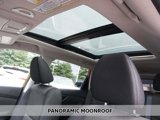 Used 2017 Nissan Rogue SV image 4