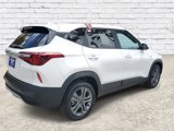 Used 2023 Kia Seltos LX image 4