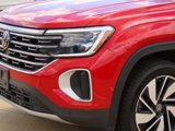 Used 2024 Volkswagen Atlas SEL image 3