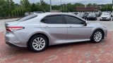 Used 2019 Toyota Camry LE image 2