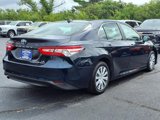 Used 2018 Toyota Camry LE image 5
