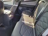 New 2024 Volkswagen Atlas Peak Edition SE image 4
