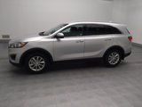 Used 2018 Kia Sorento LX image 2