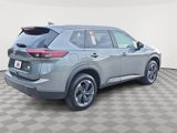 Used 2024 Nissan Rogue SV image 5