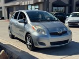 Used 2010 Toyota Yaris 4-Door Hatchback image 4