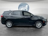Used 2023 Chevrolet Equinox LT w/ Driver Convenience Package image 2