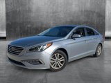 Used 2015 Hyundai Sonata SE image 2