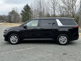 Used 2024 Kia Carnival LX image 4