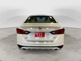 Used 2022 Nissan Altima 2.5 Platinum image 4