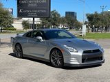 Used 2016 Nissan GT-R Premium image 2