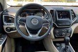 Used 2019 Jeep Cherokee Latitude w/ Popular Appearance Group image 5