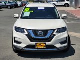 Used 2018 Nissan Rogue SV image 2