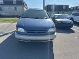Used 1999 Toyota Sienna LE image 2