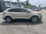 Used 2017 Ford Edge SEL w/ Equipment Group 201A image 4