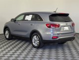 Used 2020 Kia Sorento LX image 4
