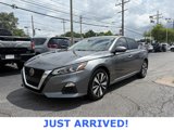 Used 2022 Nissan Altima 2.5 SV w/ SV Premium Package image 3