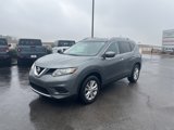Used 2015 Nissan Rogue SV image 3